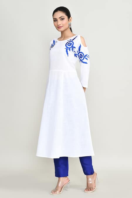 Abbaran_White Rayon Embroidery Round Neck Cold Shoulder Kurta _at_Aza_Fashions