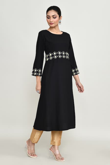 Buy_Abbaran_Black Rayon Embroidery Round Neck Long Tunic _Online_at_Aza_Fashions