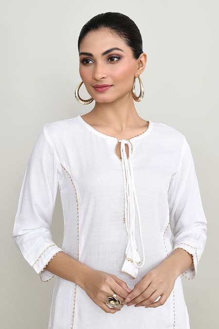 Buy_Abbaran_White Rayon Embroidery Round Neck Tunic 