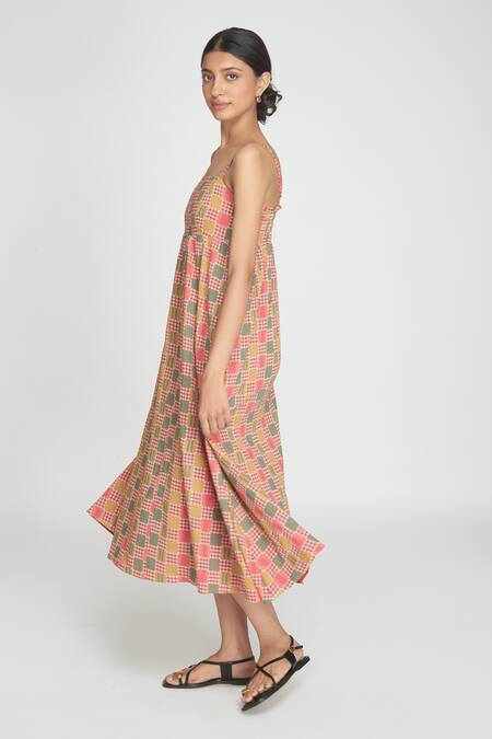 Sinjhar_Red Cotton Round Neck Midi Dress _Online_at_Aza_Fashions