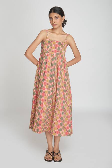 Sinjhar_Red Cotton Round Neck Midi Dress _at_Aza_Fashions