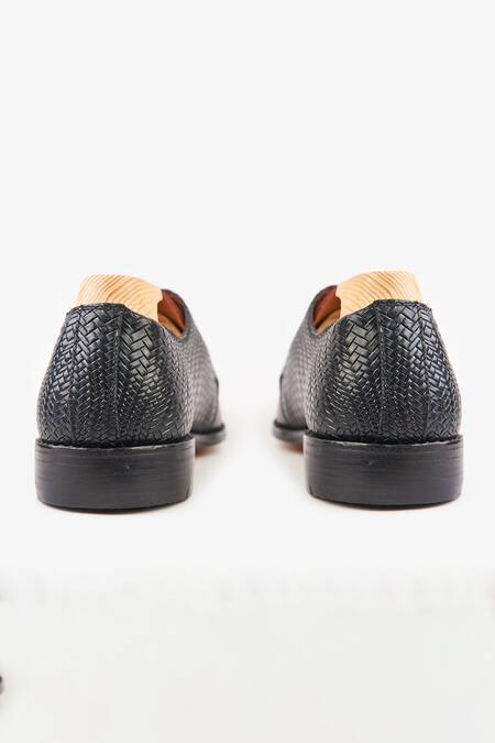 Shop_Whitemuds_Burgundy Crosby Black Derby Shoes _Online_at_Aza_Fashions