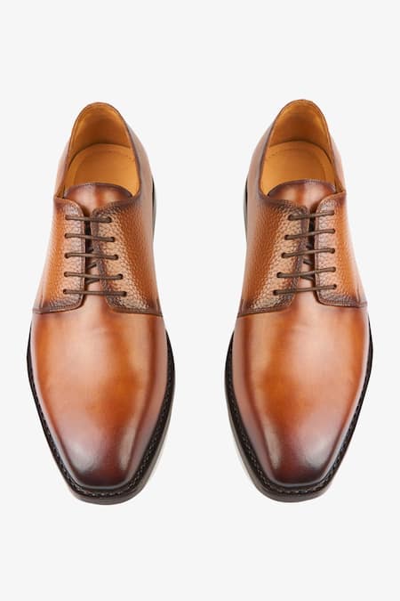 Whitemuds Crosby Tan Milled Derby Shoes 
