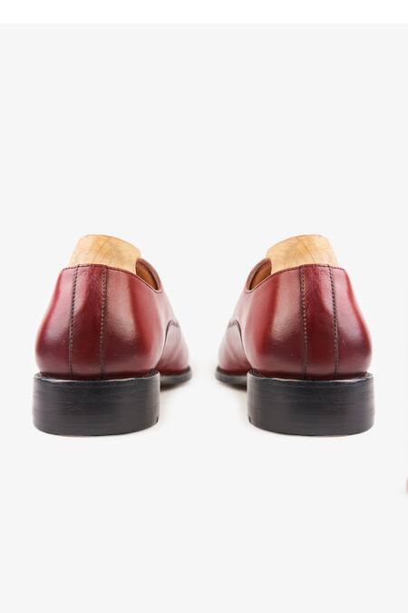 Shop_Whitemuds_Burgundy Bray Oxfords _Online_at_Aza_Fashions