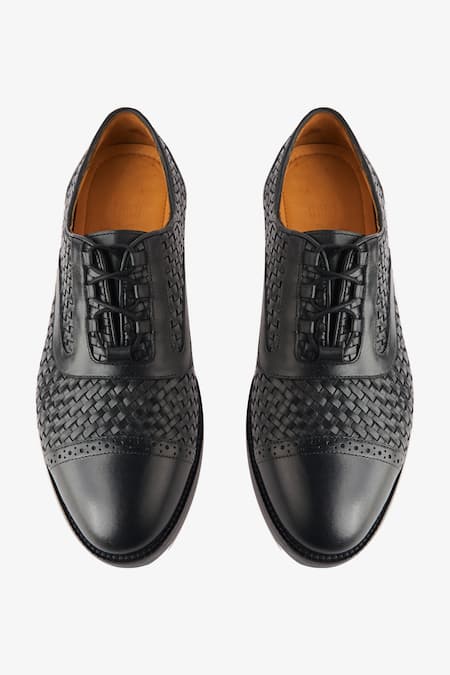 Whitemuds Cashel Black Woven Oxfords 