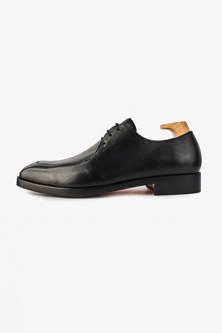 Whitemuds_Black Duke Derby Shoes _Online_at_Aza_Fashions