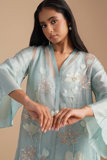 Buy_One Not Two_Blue Silk Organza, Satin Embroidery, Sequins V-neck Floral Applique Kurta Set 