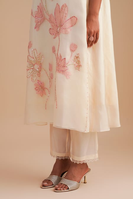 One Not Two_White Silk, Organza, Crepe Sequins, Beads V-neck Floral Applique Kurta Set _at_Aza_Fashions