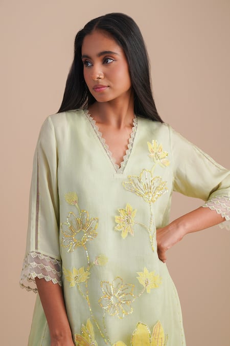 One Not Two Green Silk, Organza, Crepe Sequins, Beads V-neck Floral Applique Kurta Set at Aza Fashions One Not Two_Green Silk, Organza, Crepe Sequins, Beads V-neck Floral Applique Kurta Set _at_Aza_Fashions