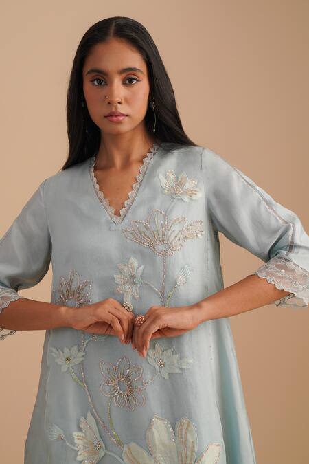 One Not Two Blue Silk, Organza, Crepe Embroidery, Sequins V-neck Floral Applique Kurta Set at Aza Fashions One Not Two_Blue Silk, Organza, Crepe Embroidery, Sequins V-neck Floral Applique Kurta Set _at_Aza_Fashions