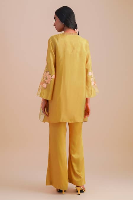 Shop One Not Two Yellow Silk, Organza, Satin Applique, Sequins V-neck Floral Kurta Set at Aza Fashions Shop_One Not Two_Yellow Silk, Organza, Satin Applique, Sequins V-neck Floral Kurta Set _at_Aza_Fashions