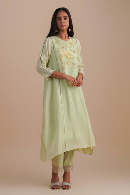 One Not Two_Green Silk, Organza, Crepe Embroidery, Sequins Round Floral Applique Kurta Set _Online_at_Aza_Fashions