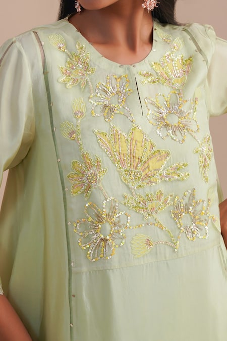 Shop_One Not Two_Green Silk, Organza, Crepe Embroidery, Sequins Round Floral Applique Kurta Set 