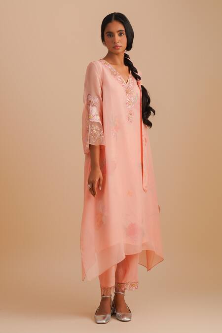 One Not Two Pink Silk Organza, Viscose, Crepe Applique, Sequins V-neck Floral Kurta Set Online at Aza Fashions One Not Two_Pink Silk Organza, Viscose, Crepe Applique, Sequins V-neck Floral Kurta Set _Online_at_Aza_Fashions