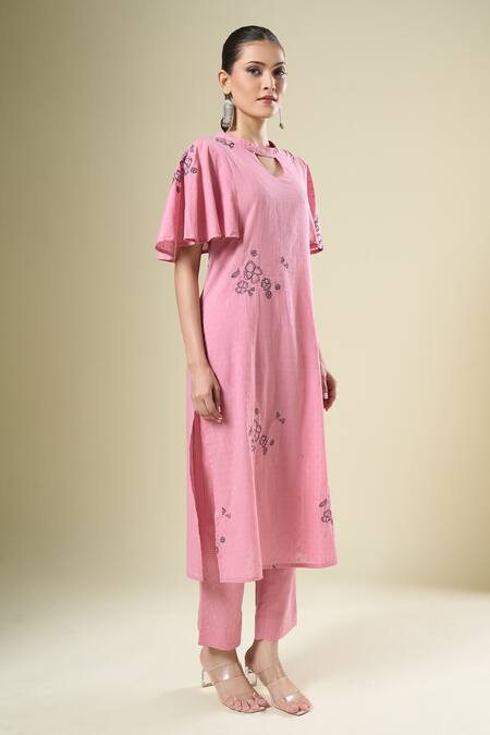 Samyukta Singhania_Pink Cotton Embroidery Keyhole Neck Floral Print Kurta And Pant Set_Online_at_Aza_Fashions