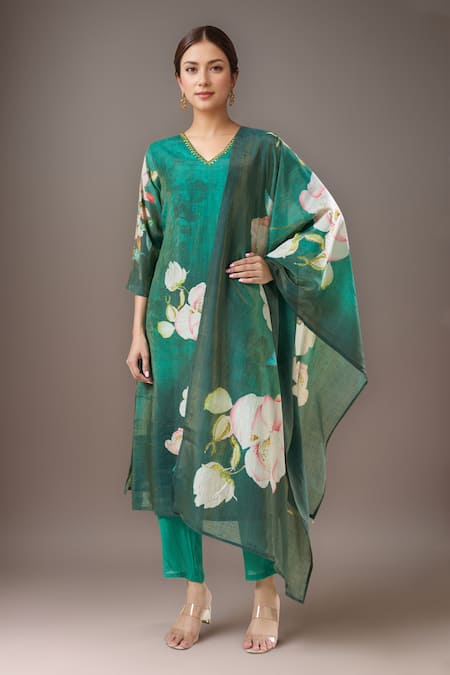 Samyukta Singhania Floral Print Muslin Kurta Set 
