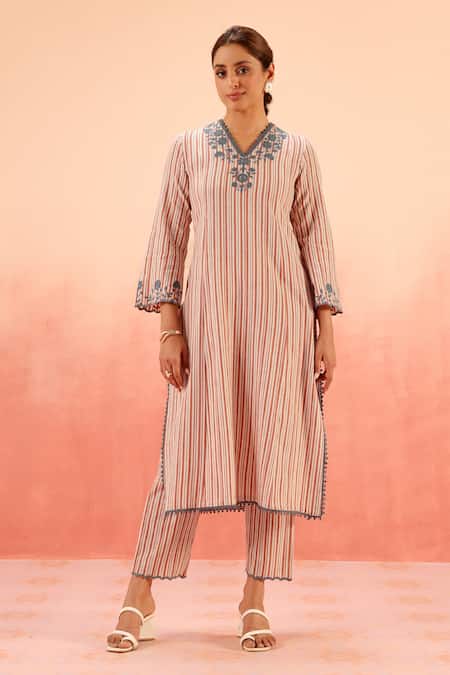 Buy_Dohr India_Red Embroidery V-neck Striped Kurta Pant Dupatta Set _Online_at_Aza_Fashions