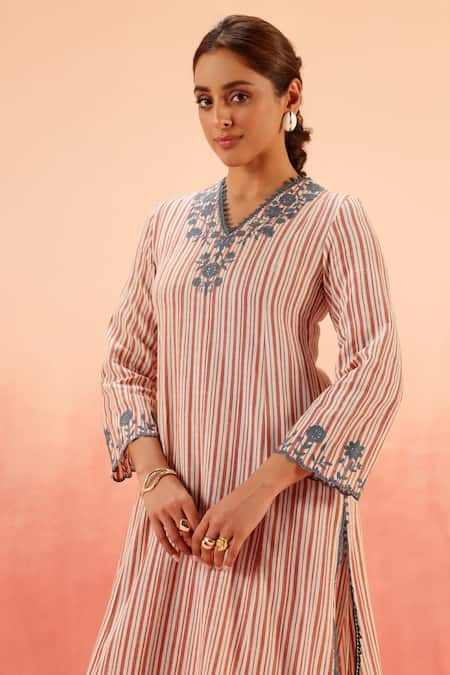 Shop_Dohr India_Red Embroidery V-neck Striped Kurta Pant Dupatta Set _Online_at_Aza_Fashions