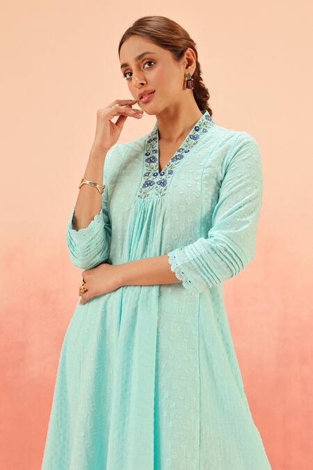 Buy Dohr India Blue Embroidery Split V-neck Designer Kurta Pant Dupatta Set Online at Aza Fashions Buy_Dohr India_Blue Embroidery Split V-neck Designer Kurta Pant Dupatta Set _Online_at_Aza_Fashions