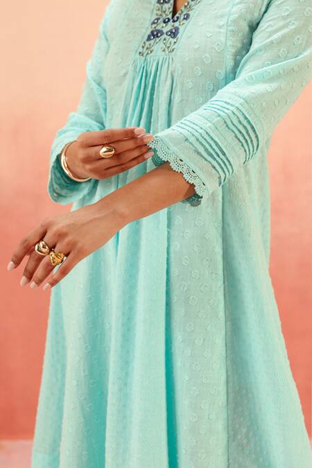 Shop Dohr India Blue Embroidery Split V-neck Designer Kurta Pant Dupatta Set Online at Aza Fashions Shop_Dohr India_Blue Embroidery Split V-neck Designer Kurta Pant Dupatta Set _Online_at_Aza_Fashions