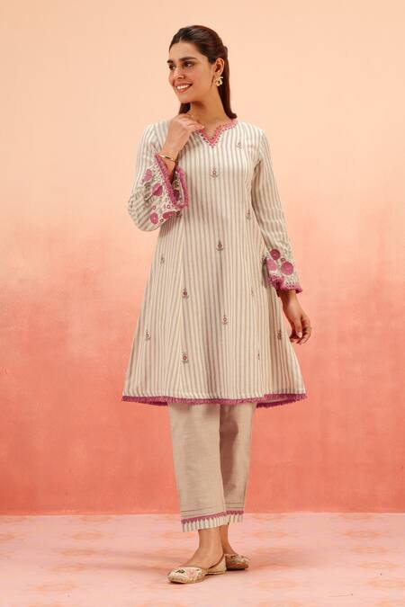 Buy Dohr India Beige Embroidery, Sequins V-neck Striped Kurta Pant Dupatta Set Online at Aza Fashions Buy_Dohr India_Beige Embroidery, Sequins V-neck Striped Kurta Pant Dupatta Set _Online_at_Aza_Fashions