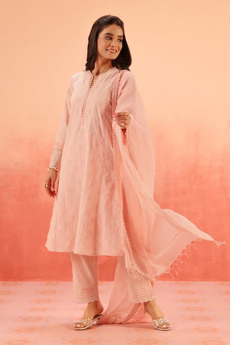 Dohr India_Pink Cotton, Kota Doria Embroidery Split V-neck Schiffli Kurta Pant Dupatta Set _at_Aza_Fashions