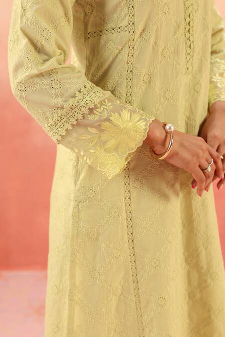 Shop Dohr India Green Embroidery Round Neck Cotton Schiffli Kurta Pant Dupatta Set Online at Aza Fashions Shop_Dohr India_Green Embroidery Round Neck Cotton Schiffli Kurta Pant Dupatta Set _Online_at_Aza_Fashions