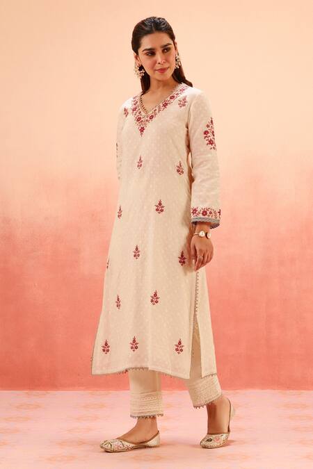 Buy Dohr India Beige Jacquard, Cotton, Organza Embroidery V-neck Kurta Pant Dupatta Set Online at Aza Fashions Buy_Dohr India_Beige Jacquard, Cotton, Organza Embroidery V-neck Kurta Pant Dupatta Set _Online_at_Aza_Fashions