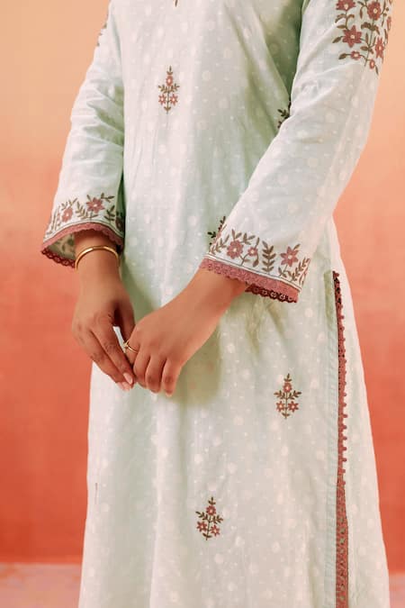 Buy_Dohr India_Blue Jacquard, Cotton, Organza Embroidery V-neck Kurta Pant Dupatta Set _Online_at_Aza_Fashions