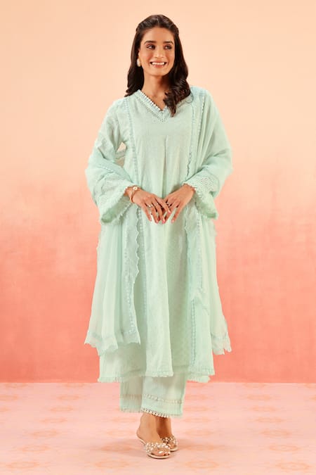 Dohr India Blue Organza Embroidery V-neck Powder Kurta Set Online at Aza Fashions Dohr India_Blue Organza Embroidery V-neck Powder Kurta Set _Online_at_Aza_Fashions