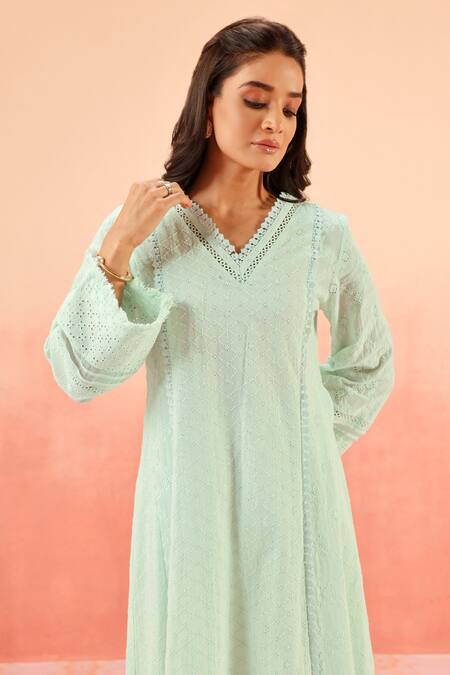 Shop Dohr India Blue Organza Embroidery V-neck Powder Kurta Set Online at Aza Fashions Shop_Dohr India_Blue Organza Embroidery V-neck Powder Kurta Set _Online_at_Aza_Fashions