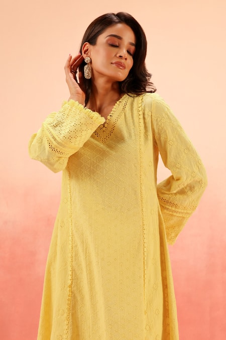 Buy Dohr India Yellow Organza Embroidery V-neck Kurta Pant Dupatta Set Online at Aza Fashions Buy_Dohr India_Yellow Organza Embroidery V-neck Kurta Pant Dupatta Set _Online_at_Aza_Fashions