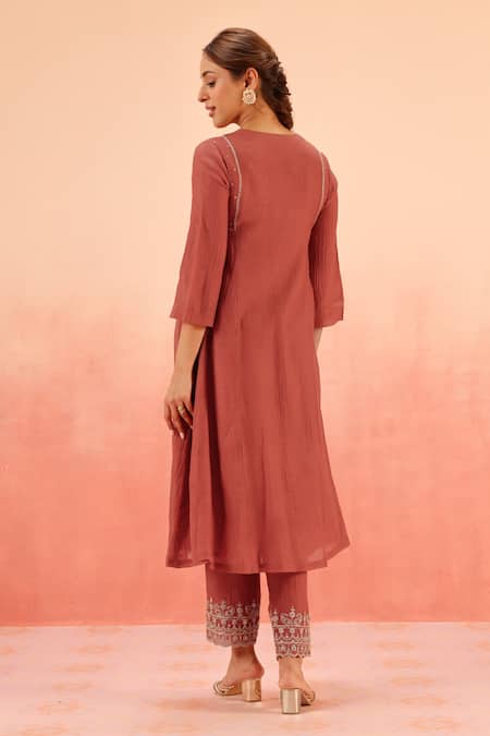 Shop Dohr India Red Cotton, Silk, Organza Embroidery, Sequins V-neck Kurta Pant Dupatta Set at Aza Fashions Shop_Dohr India_Red Cotton, Silk, Organza Embroidery, Sequins V-neck Kurta Pant Dupatta Set _at_Aza_Fashions