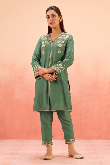 Buy Dohr India Green Cotton, Silk Embroidery V-neck Kurta Pant Dupatta Set Online at Aza Fashions Buy_Dohr India_Green Cotton, Silk Embroidery V-neck Kurta Pant Dupatta Set _Online_at_Aza_Fashions