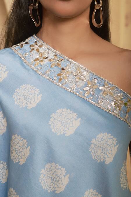 Thetaa Blue Chanderi Silk, Cotton Sequins, Embroidery Off-shoulder Hand Off Tunic Set at Aza Fashions Thetaa_Blue Chanderi Silk, Cotton Sequins, Embroidery Off-shoulder Hand Off Tunic Set _at_Aza_Fashions