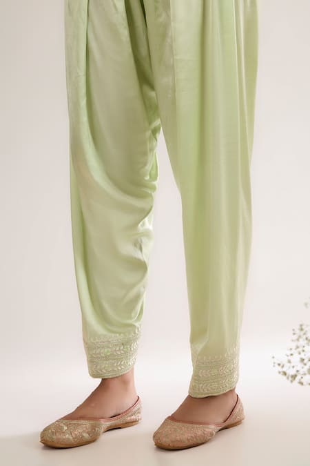 Buy saina kapoor Mint Chanderi, Satin, Organza Embroidery Round Neck Green Kurta Set Online at Aza Fashions Buy_saina kapoor_Mint Chanderi, Satin, Organza Embroidery Round Neck Green Kurta Set _Online_at_Aza_Fashions