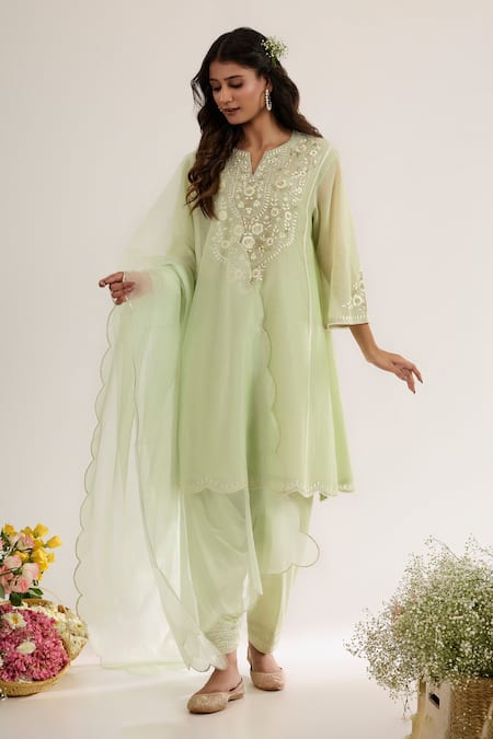 saina kapoor Mint Chanderi, Satin, Organza Embroidery Round Neck Green Kurta Set 