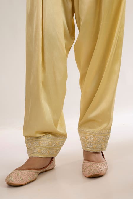 Buy saina kapoor Yellow Chanderi, Satin, Organza Embroidery Split V-neck Soft Kurta Set Online at Aza Fashions Buy_saina kapoor_Yellow Chanderi, Satin, Organza Embroidery Split V-neck Soft Kurta Set _Online_at_Aza_Fashions