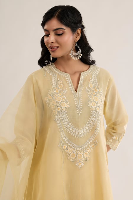 Shop saina kapoor Yellow Chanderi, Satin, Organza Embroidery Split V-neck Soft Kurta Set Online at Aza Fashions Shop_saina kapoor_Yellow Chanderi, Satin, Organza Embroidery Split V-neck Soft Kurta Set _Online_at_Aza_Fashions