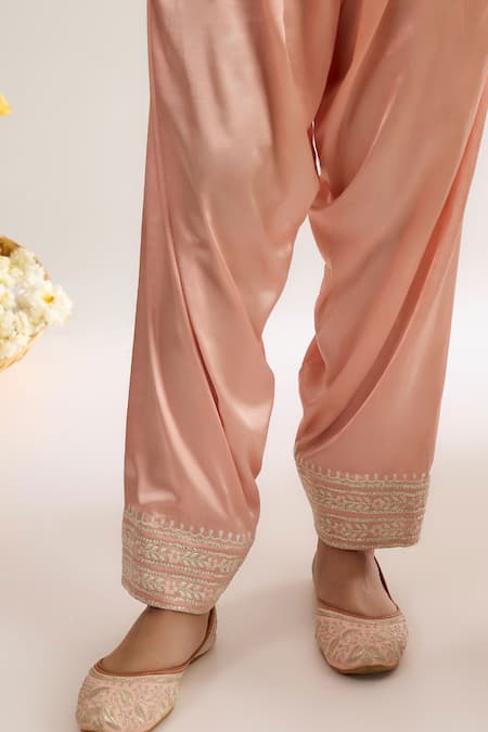 Buy_saina kapoor_Blush Chanderi, Satin, Organza Embroidery Split V-neck Pink Kurta Set _Online_at_Aza_Fashions