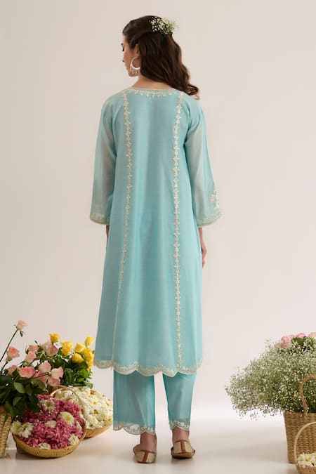 saina kapoor Powder Blue Chanderi Kurta Set 