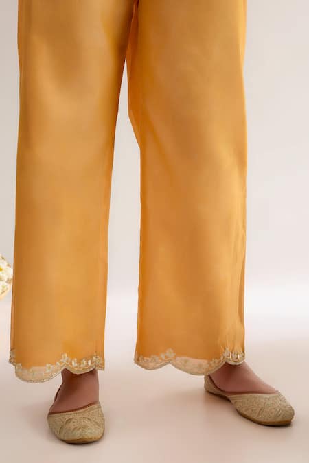 Buy_saina kapoor_Peach Chanderi, Organza Embroidery Split V-neck Orange Kurta Pant Set _Online_at_Aza_Fashions