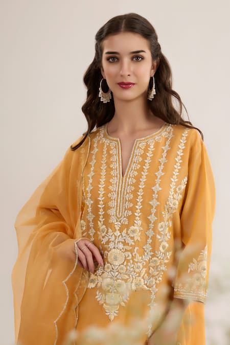 Shop_saina kapoor_Peach Chanderi, Organza Embroidery Split V-neck Orange Kurta Pant Set _Online_at_Aza_Fashions
