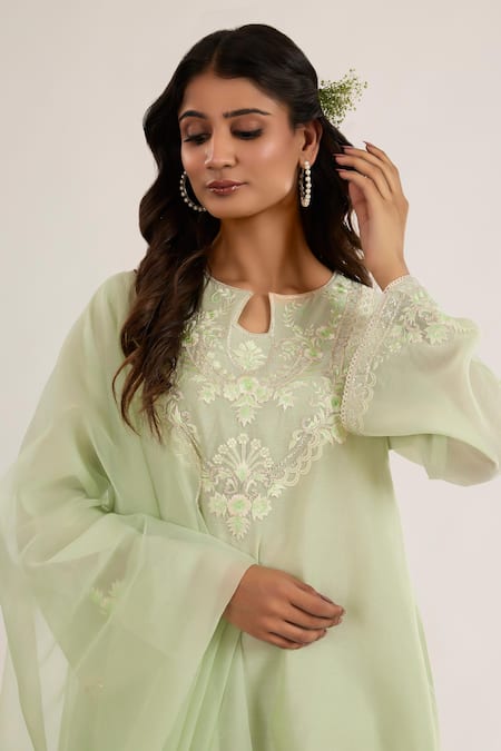Buy_saina kapoor_Mint Chanderi, Organza Embroidery Keyhole Neck Green Kurta Set _Online_at_Aza_Fashions