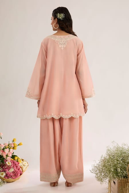 Shop saina kapoor Blush Chanderi, Organza Embroidery Keyhole Neck Pink Kurta Set at Aza Fashions Shop_saina kapoor_Blush Chanderi, Organza Embroidery Keyhole Neck Pink Kurta Set _at_Aza_Fashions