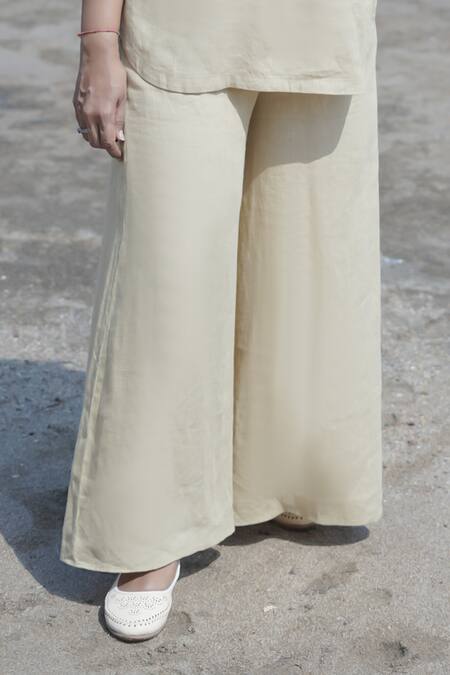 Gothilo Brown Linen Mandarin Collar Biscoff Top And Palazzo Set at Aza Fashions Gothilo_Brown Linen Mandarin Collar Biscoff Top And Palazzo Set _at_Aza_Fashions