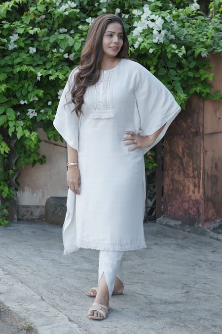 Gothilo_Beige Linen Round Neck Natural Kaftan And Dhoti Pant Set _Online_at_Aza_Fashions