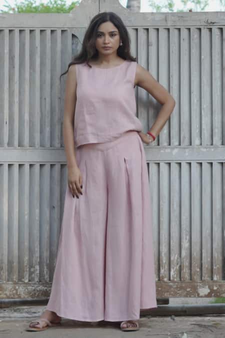 Gothilo Pink Linen Round Neck Flamingo Top And Culotte Set 
