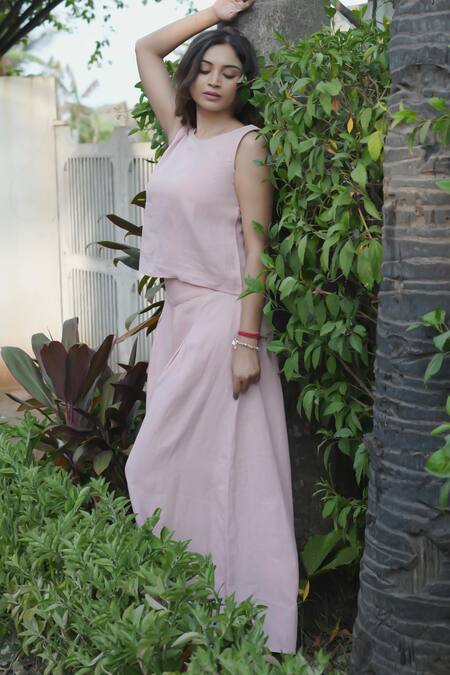 Buy_Gothilo_Pink Linen Round Neck Flamingo Top And Culotte Set 