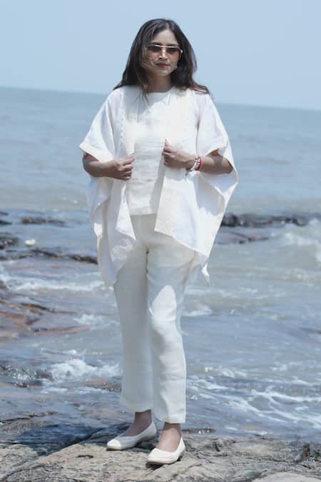 Gothilo Ivory Linen Shrug & Co-ord Set 